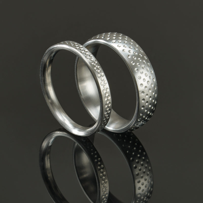 CALCIO Titanium Rings Pair